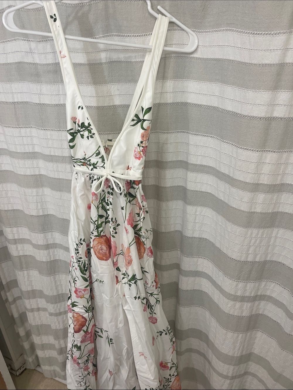 White Floral V-Neck Summer Dress